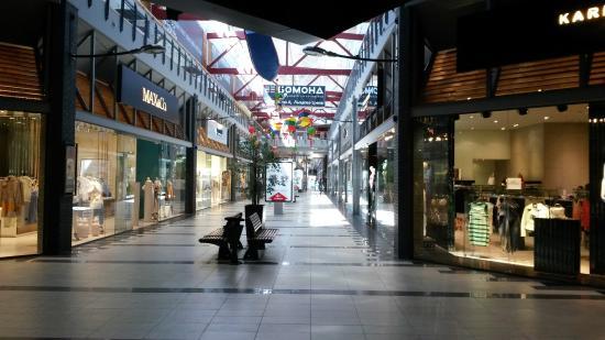 Kozmopolit Alışveriş ve Eğlence Merkezi